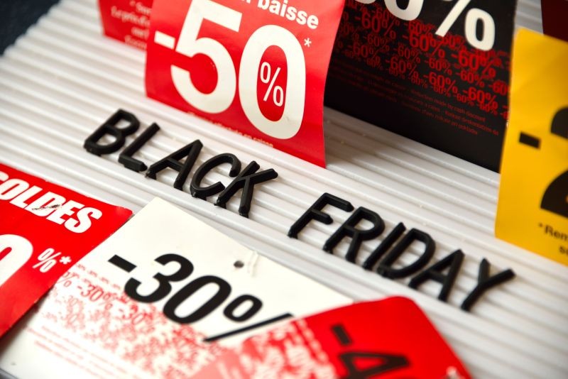 content/slides/privacy/images/jnarac/jnarac2/black_friday.jpeg